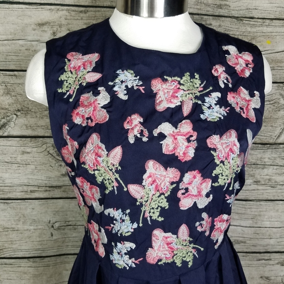 Marie Mullin Collection Floral Embroidered Fit&Fla
